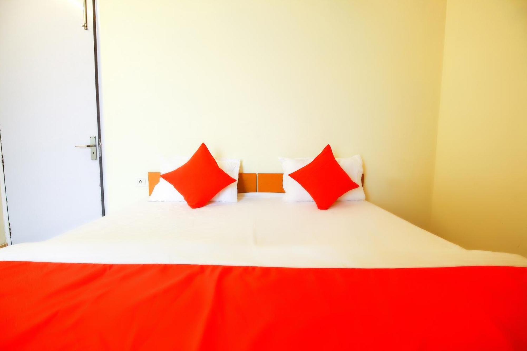 דלהי Hotel O Ansh Residency מראה חיצוני תמונה