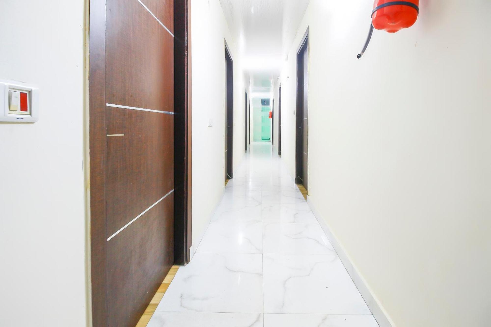דלהי Hotel O Ansh Residency מראה חיצוני תמונה